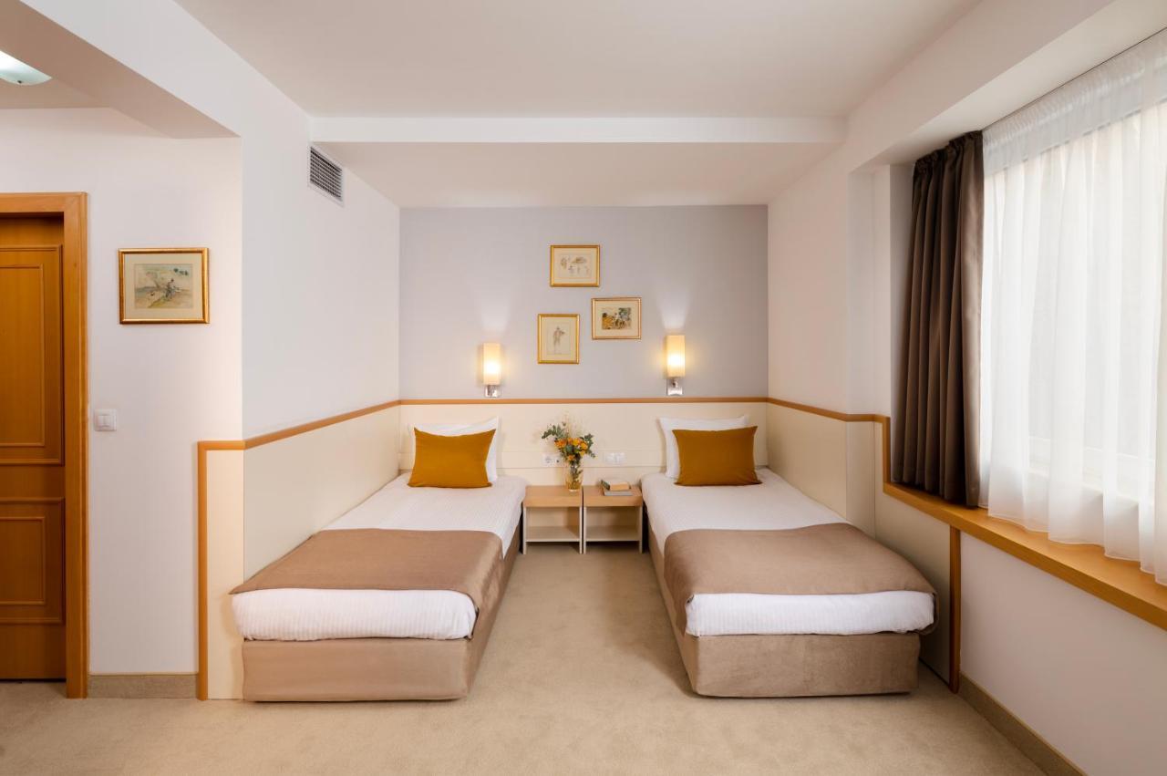 Arte Sofia Hotel Ngoại thất bức ảnh